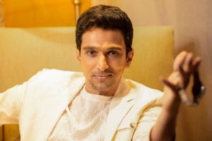Pratik Gandhi reflects on his versatile journey: “I always wanted to be the first choice for writers and directors”